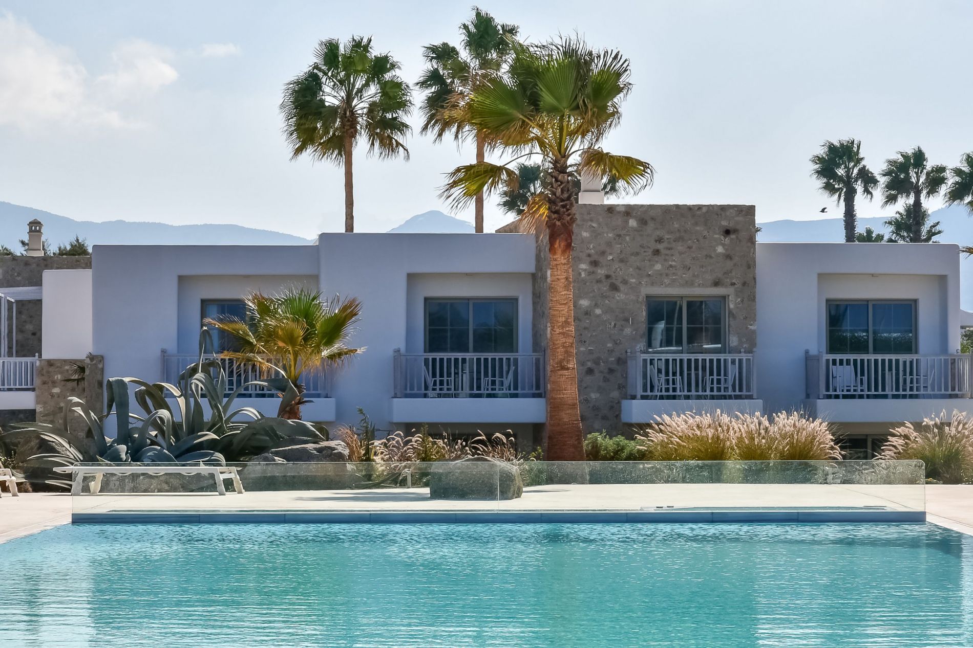 White Pearls 5* Hotel