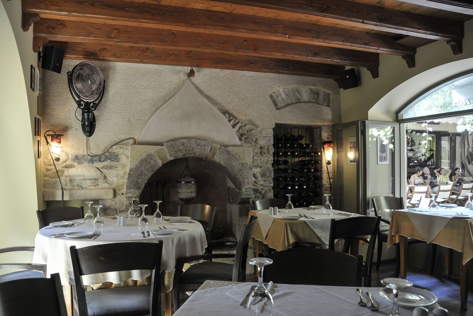 Διαμόρφωση παλαιού κτίσματος σε εστιατόριο